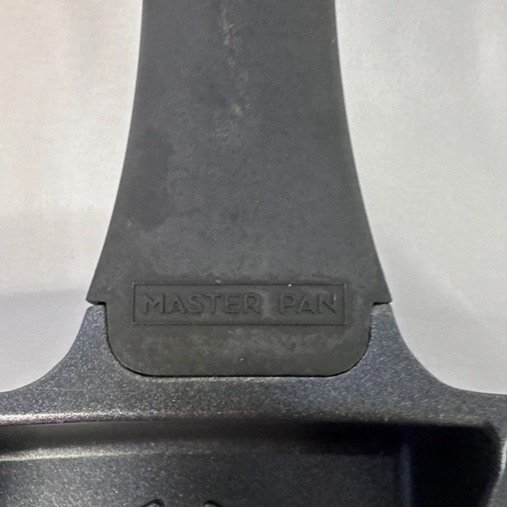 MasterPan Non-Stick Square Aluminum Grill Pan Black, Gas/Electric, 17 in